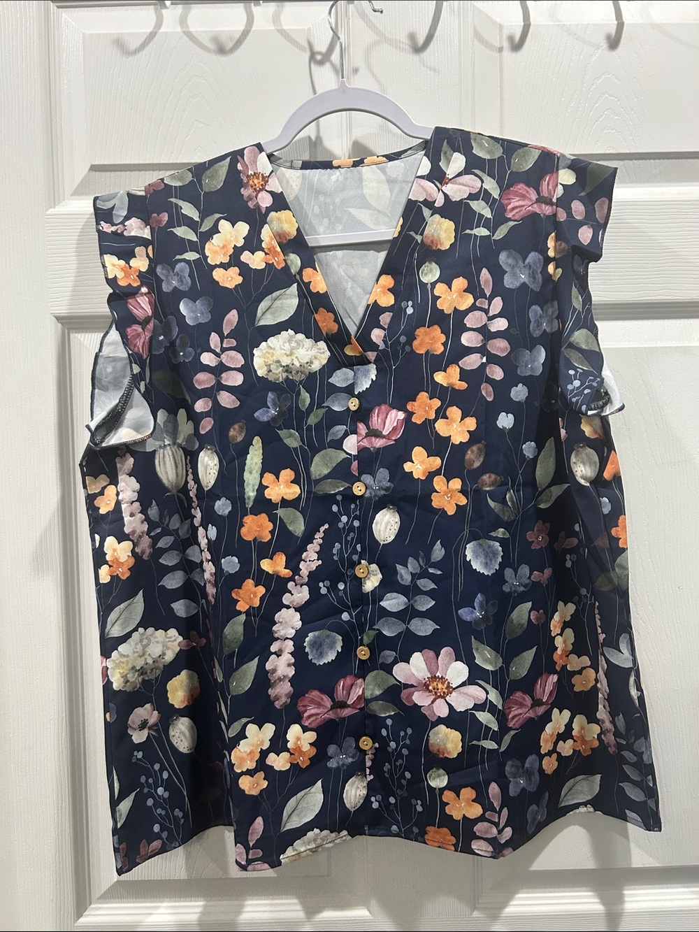 NWOT Navy Floral faux Button-Front Blouse with Ruffle Sleeves